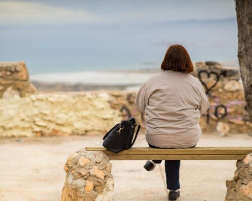 older_woman_at_the_beach