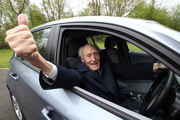 Harry allowed back behind the wheel